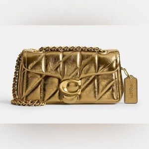 Coach New Year Tabby Shoulder Bag 20 With Quilting -nwot